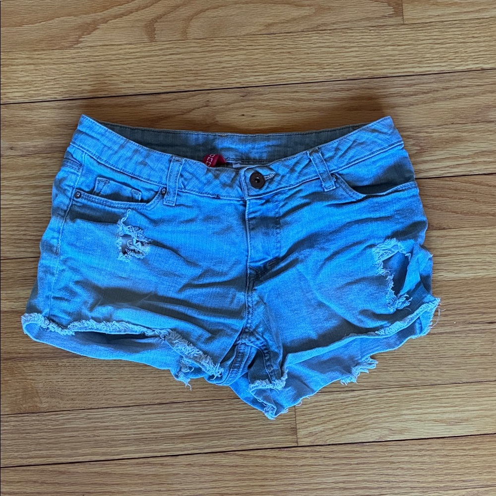 H&M Divided Light Blue Denim Shorts